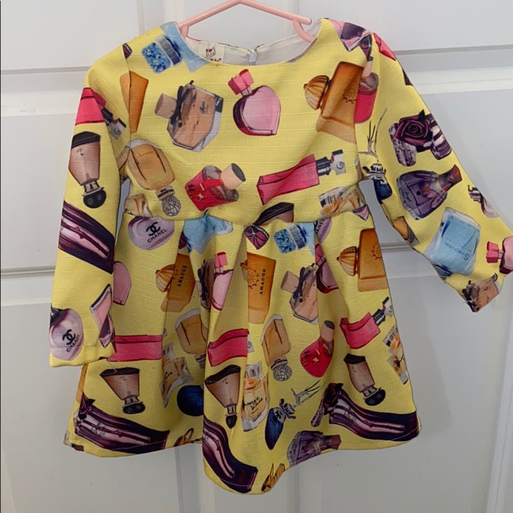 Girls dress